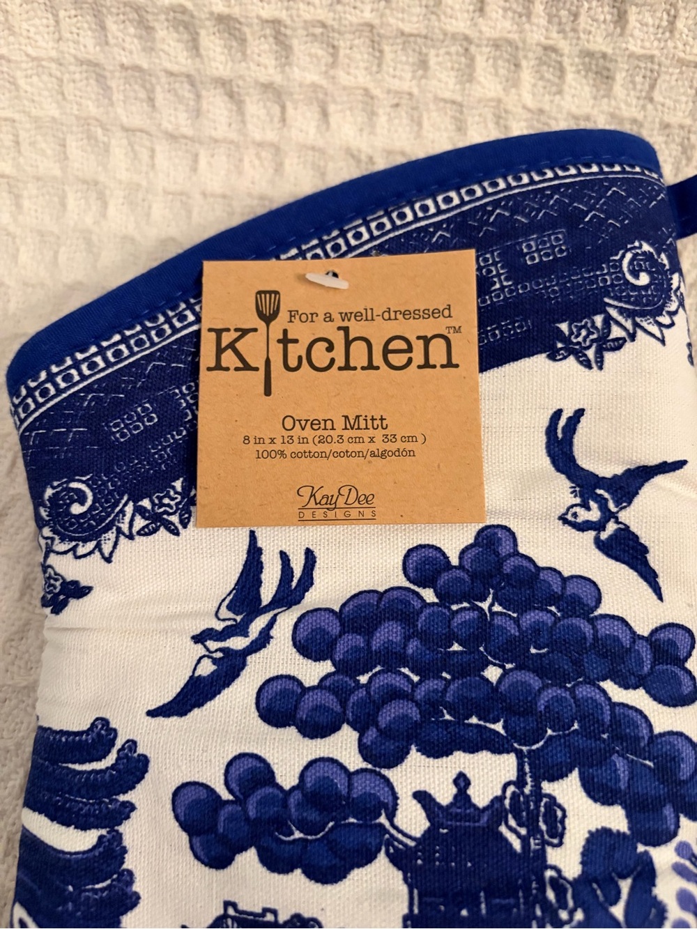 Kay Dee Designs For A Well Dressed Kitchen Blue Willow Pot Holder & Oven Mitt - Picture 7 of 8